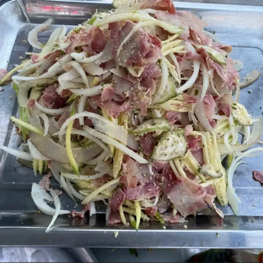 Hình ảnh Gỏi bê 200g