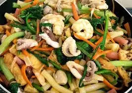 Hình ảnh Nui xào thập cẩm