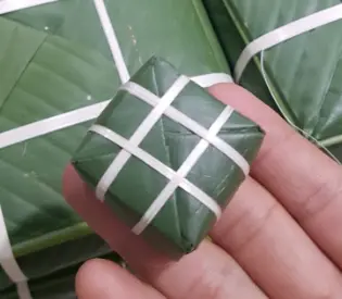 Hình ảnh Bánh chưng nhỏ