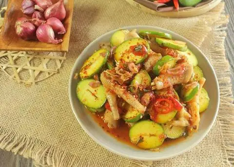 Hình ảnh Chân gà sốt Thái - 400g