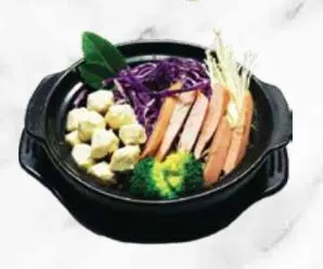 Hình ảnh Mì kim chi cá viên xúc xích