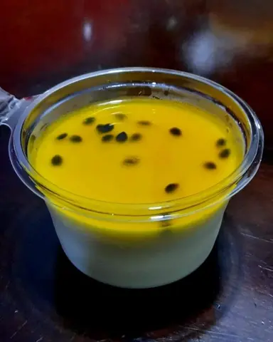 Hình ảnh Panna cotta vị chanh dây