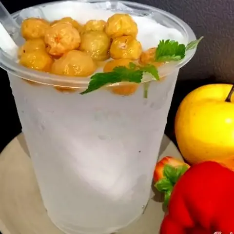 Hình ảnh Nước dừa mix sơ ri rim đường phèn