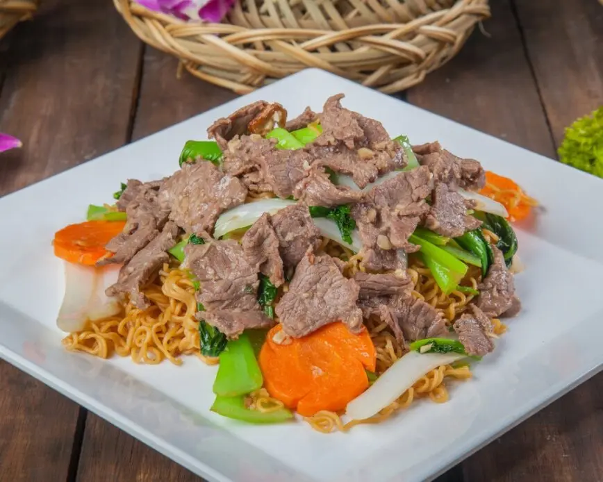 Hình ảnh Mì xào bò
