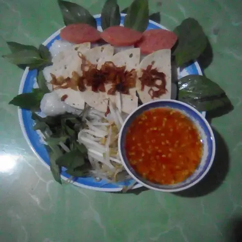 Hình ảnh Bánh Cuốn Nóng