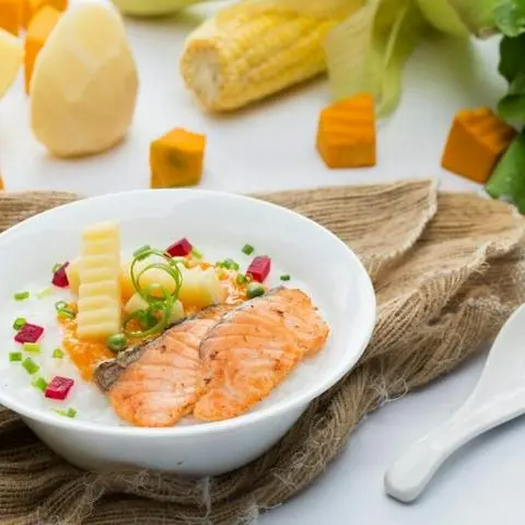Hình ảnh Cá hồi sốt gấc