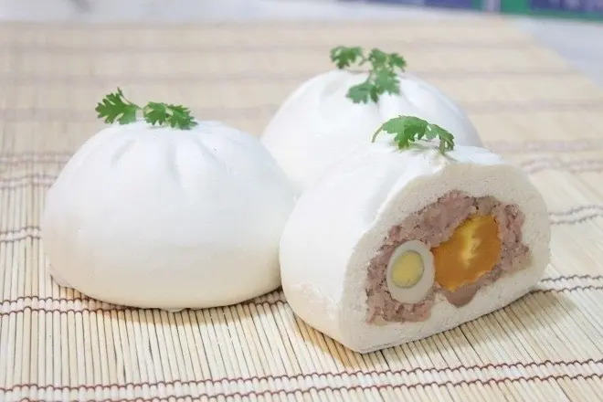 Hình ảnh Bánh bao trứng muối