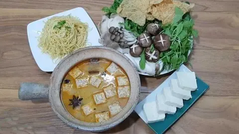 Hình ảnh lẩu Thái chay lớn 4/5 người 