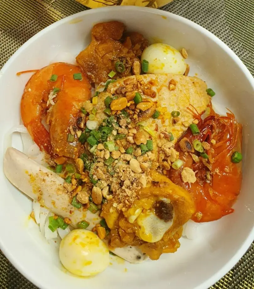 Hình ảnh Mì quảng đặc biệt