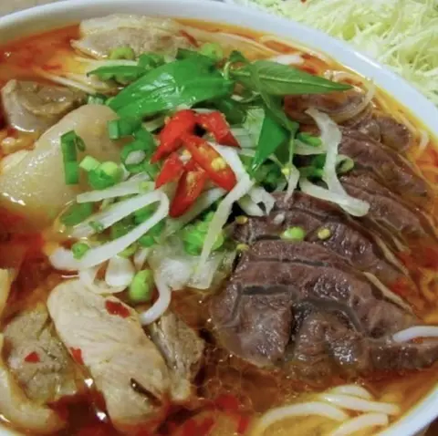 Hình ảnh Bún giò heo
