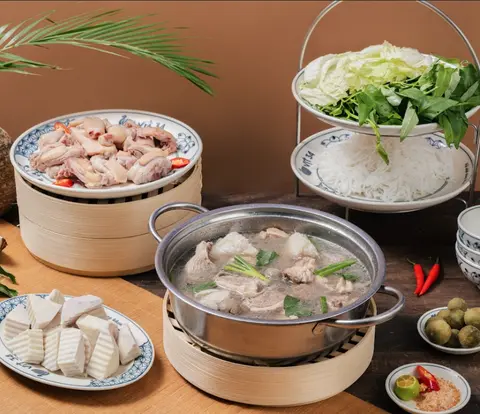 Hình ảnh Vịt om chuối đậu to