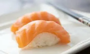 Hình ảnh Sushi cá hồi