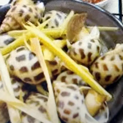 Hình ảnh Ốc hương hấp sả