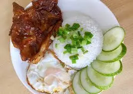 Hình ảnh Cơm sườn size to - 2 trứng ốp la