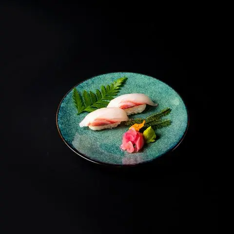 Hình ảnh Nihon kanpachi nigiri - cơm nắm cá cam kanpachi Nhật - 2 pcs - ni06