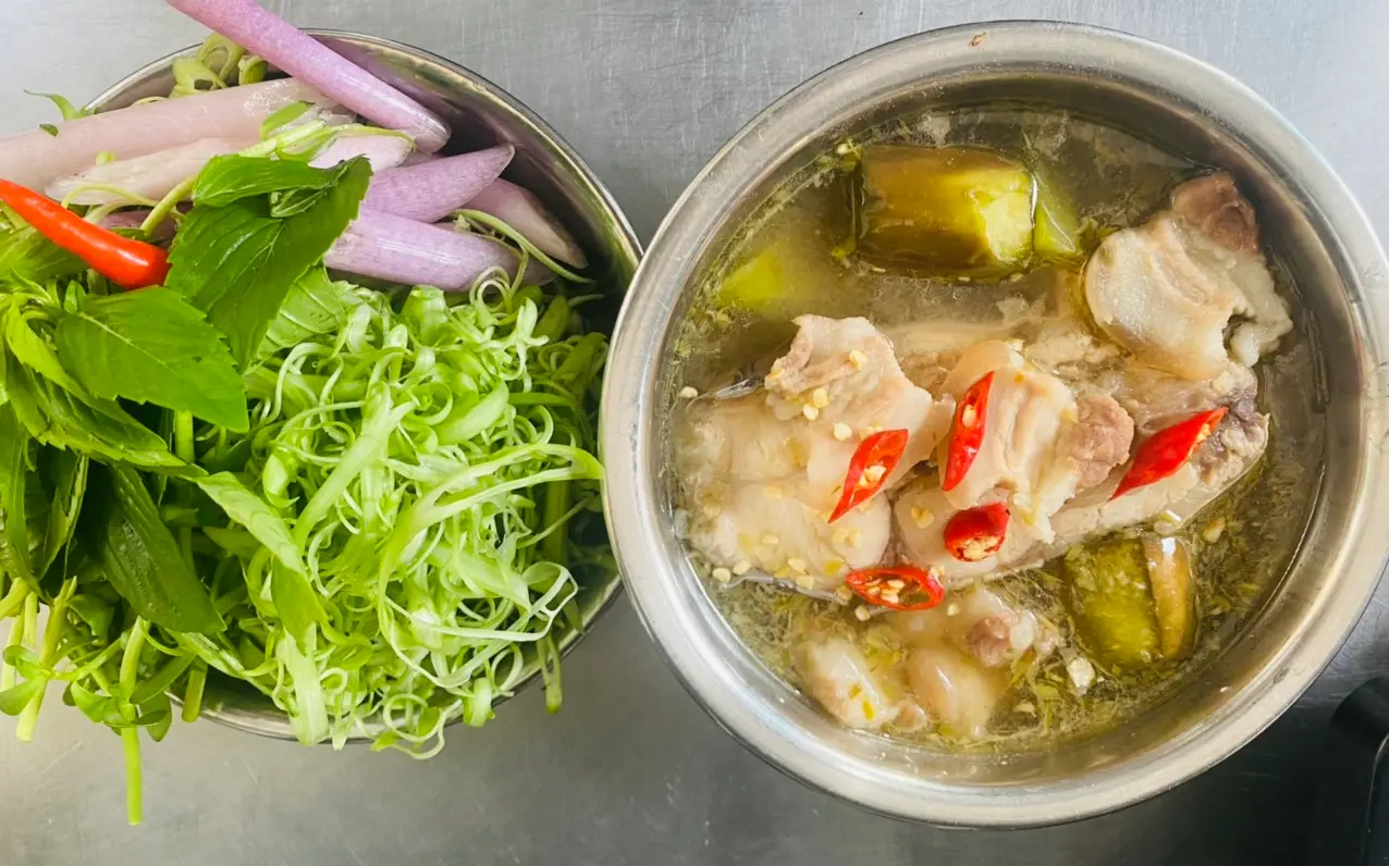 Hình ảnh Mắm kho cá hú