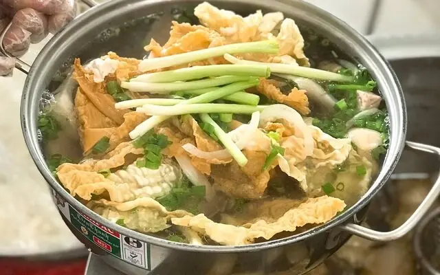 Hình ảnh Lẩu bò thập cẩm