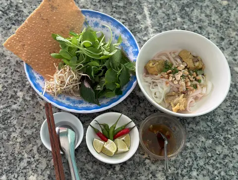 Hình ảnh Mì gà