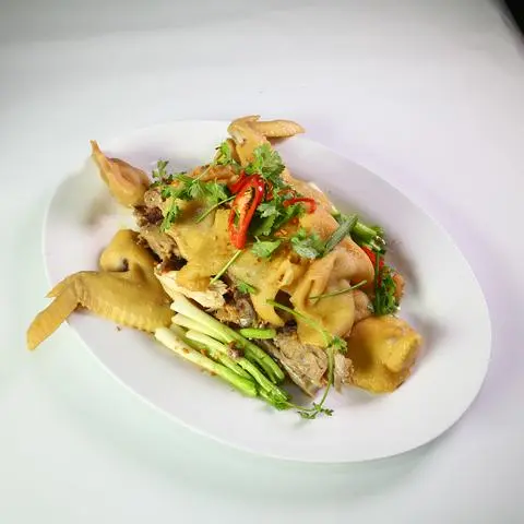 Hình ảnh Gà hấp muối nguyên con
