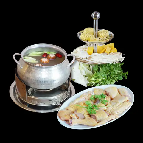 Hình ảnh Lẩu nấm - gà nòi Bình Định