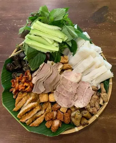 Hình ảnh Bún đậu đầy đủ