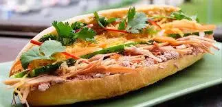 Hình ảnh Bánh mì thịt truyền thống