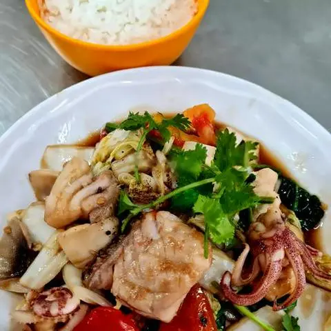 Hình ảnh Cơm xào hải sản