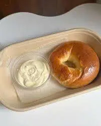 Hình ảnh Croissant bagel bơ muối - Salted butter croissant bagel 
