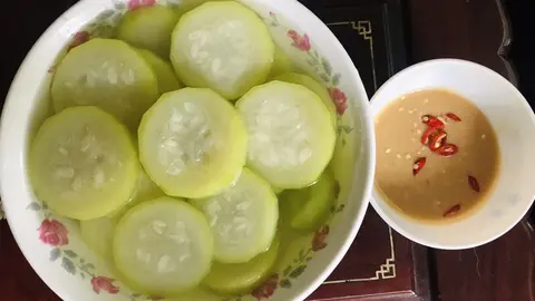 Hình ảnh Bầu luộc chấm chao