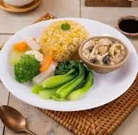 Hình ảnh Cơm đảo gà sốt nấm