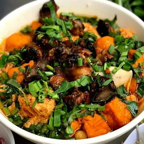 Hình ảnh Canh bún siêu topping