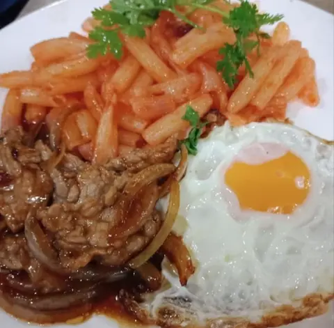 Hình ảnh Nui xào bò trứng