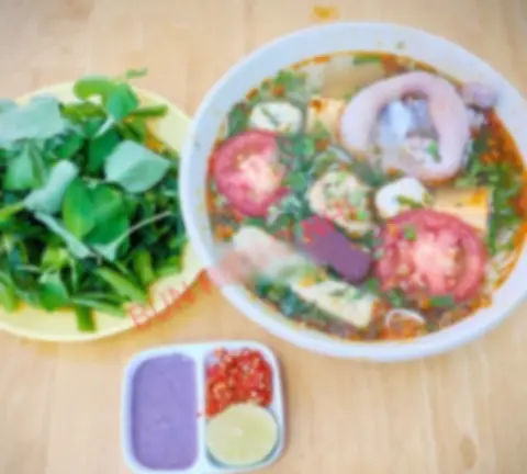 Hình ảnh Canh bún cua giò hoặc xương