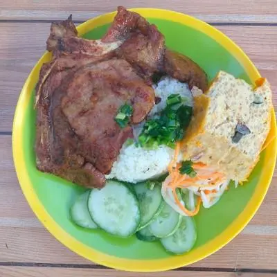 Hình ảnh Cơm sườn chả