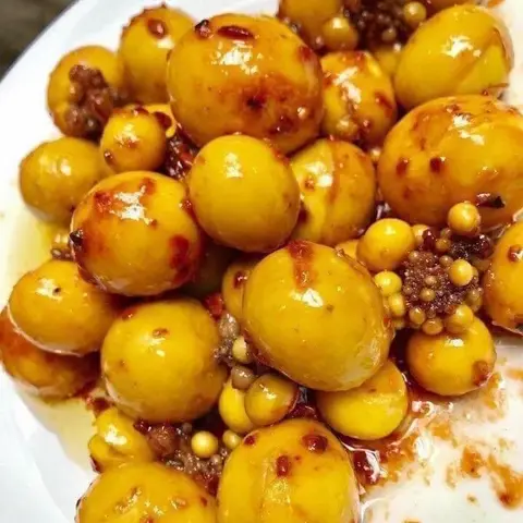 Hình ảnh Trứng gà non xào me