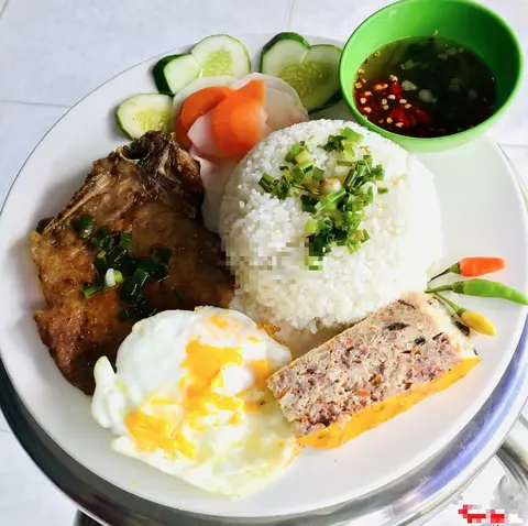 Hình ảnh Cơm sườn - 3 món
