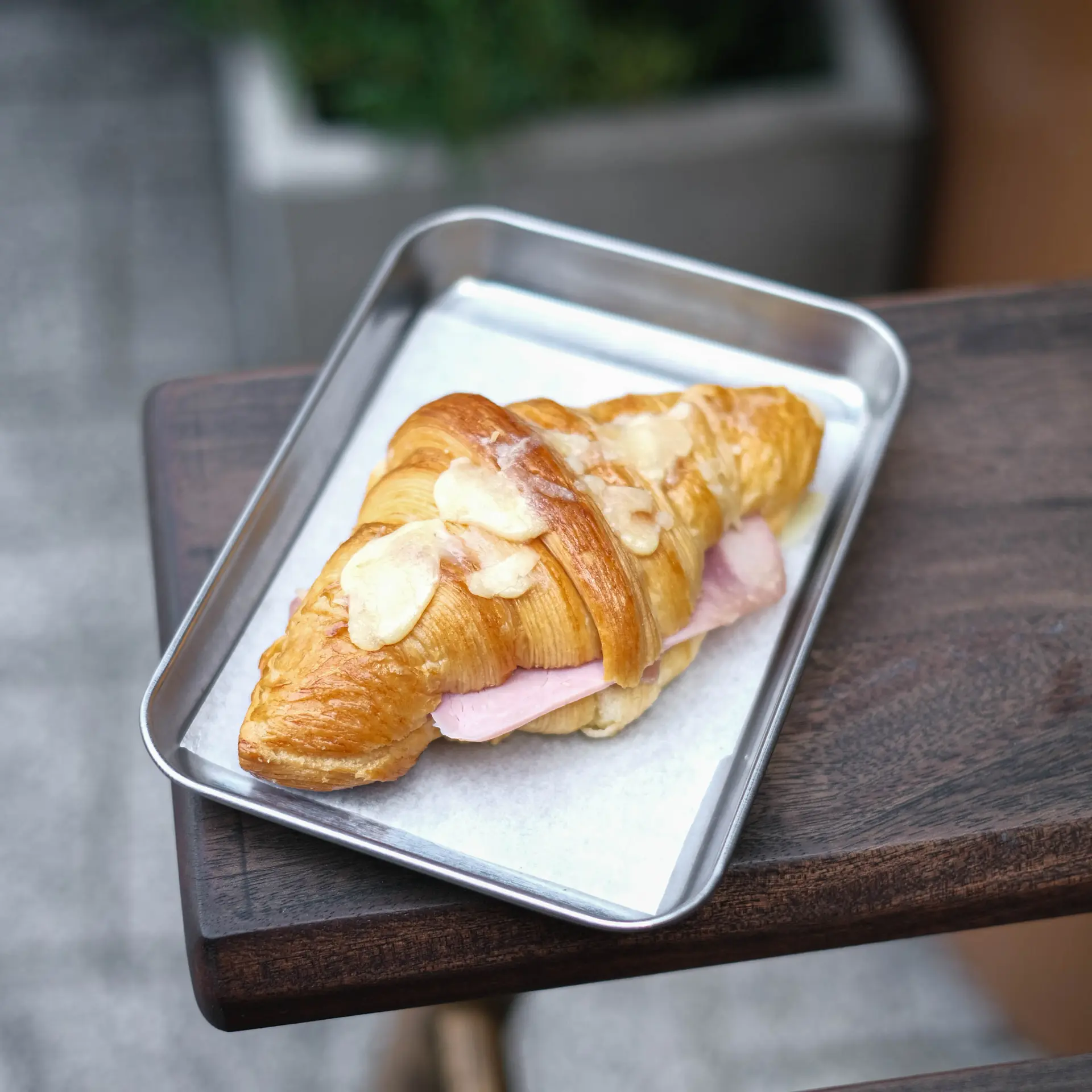 Hình ảnh Ham - cheese croissant