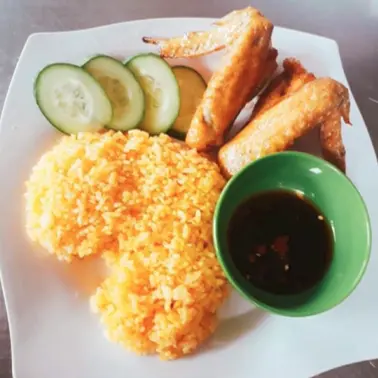 Hình ảnh Cơm hai cánh gà ta