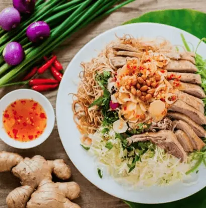 Hình ảnh Gỏi vịt góc tư ức