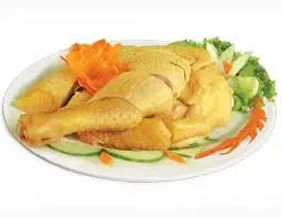Hình ảnh Thịt gà luộc nửa con