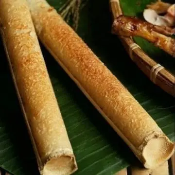 Hình ảnh Cơm lam nướng giòn