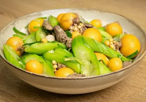 Hình ảnh Trứng non xào mướp