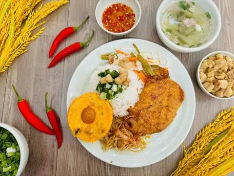 Hình ảnh Cơm chả trứng muối
