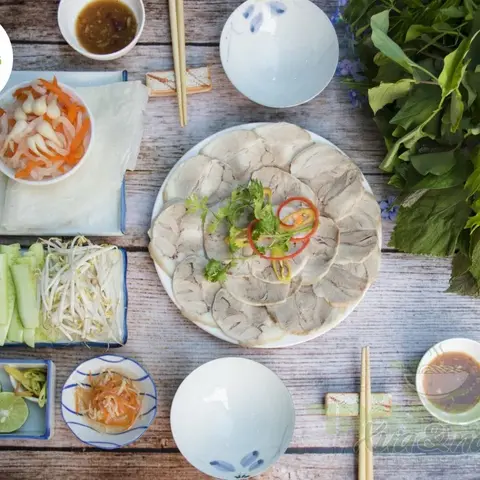 Hình ảnh BT cuốn Bắp heo lớn