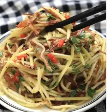Hình ảnh Gỏi cá cơm