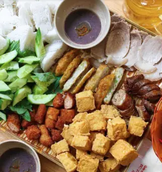 Hình ảnh Bún đậu - bắp giò - chả cốm