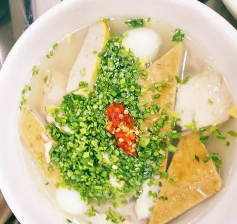 Hình ảnh Bánh canh chả cá hấp - cá dầm - trứng cút