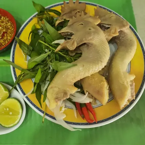 Hình ảnh 1 cái đầu gà