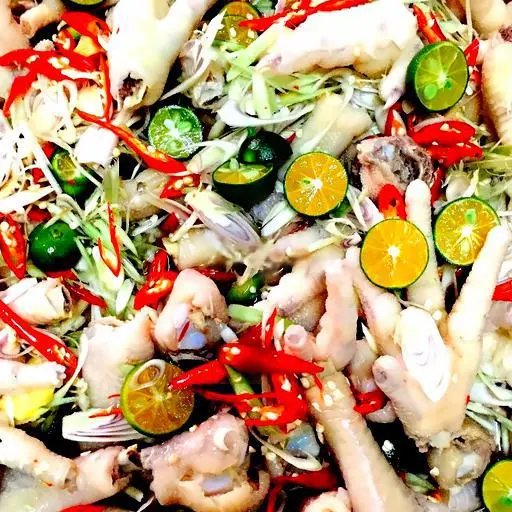 Hình ảnh CHÂN GÀ XẢ ỚT