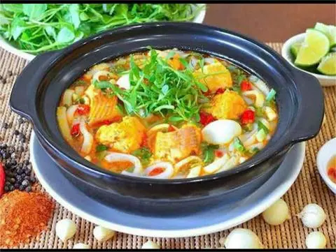 Hình ảnh Bánh canh cá lóc phi lê chiên giòn
